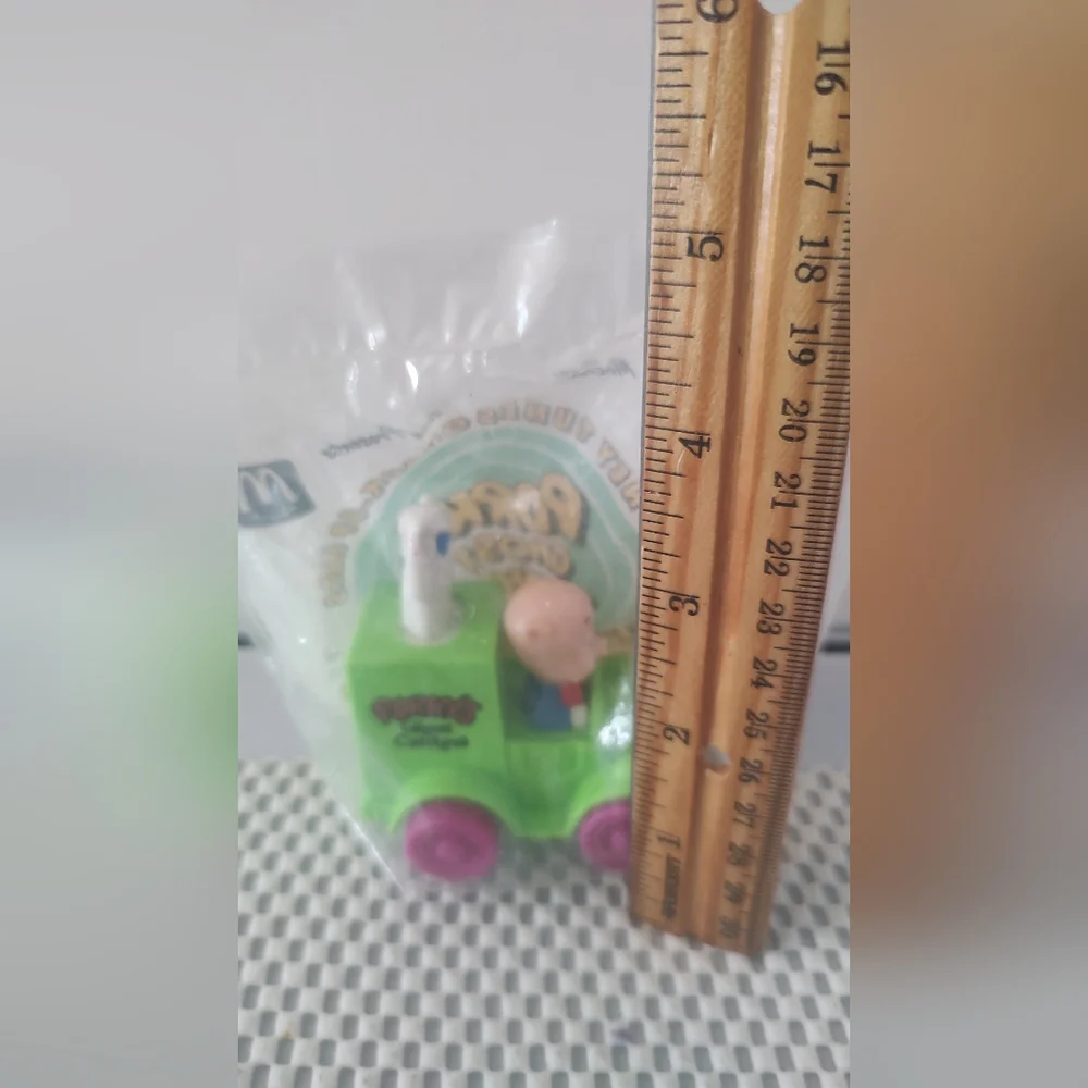 McDonald's Happy Meal Toy Porky Ghost Catcher Looney Tunes Quack-Up Cars NWT
